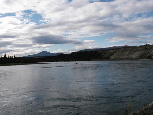 157-Alcan Highway-Yukon River