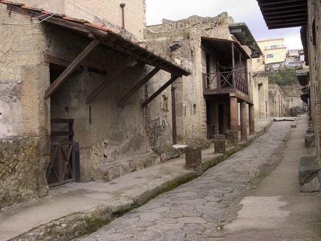 Herculaneum-Ruins-Italy-13