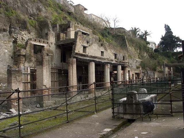 Herculaneum-Ruins-Italy-45