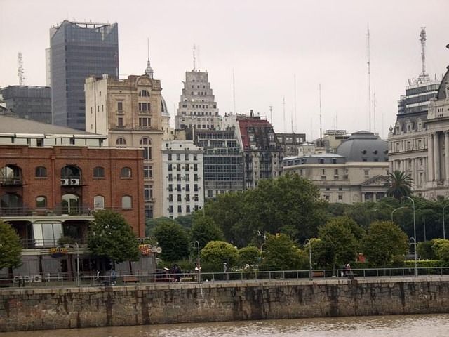 Buenos-Aires-Argentina-Puerto-Madero-3745